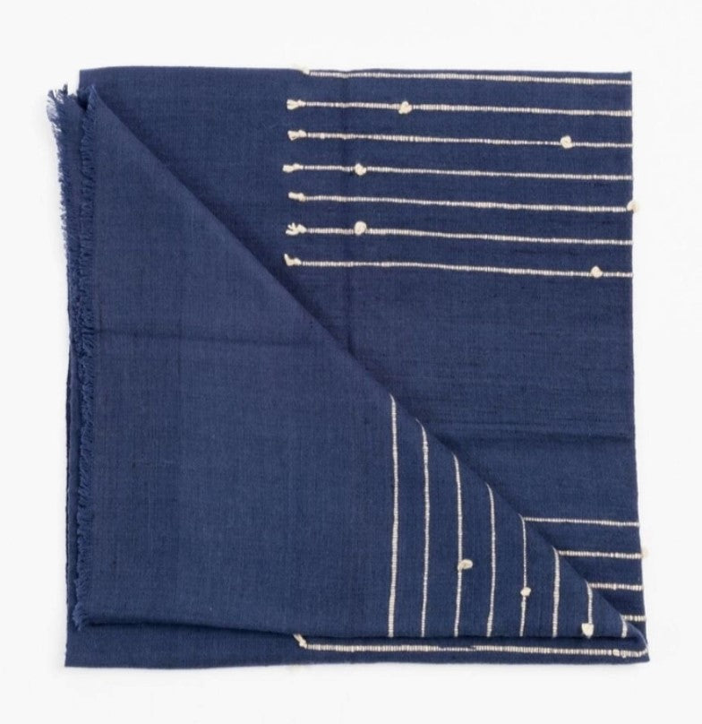 Luxurious merino wool blanket by Allied Goods, soft and warm for cozy layering. Allied Goods merino blanket, premium quality for comfort and modern home decor. Soft and breathable merino blanket by Allied Goods, ideal for all-season warmth.