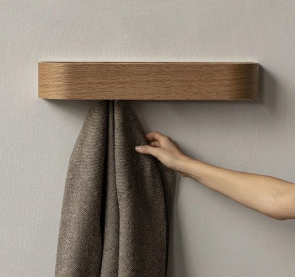 Modern Epoch coat rack with a minimalist design, ideal for functional and elegant home organization